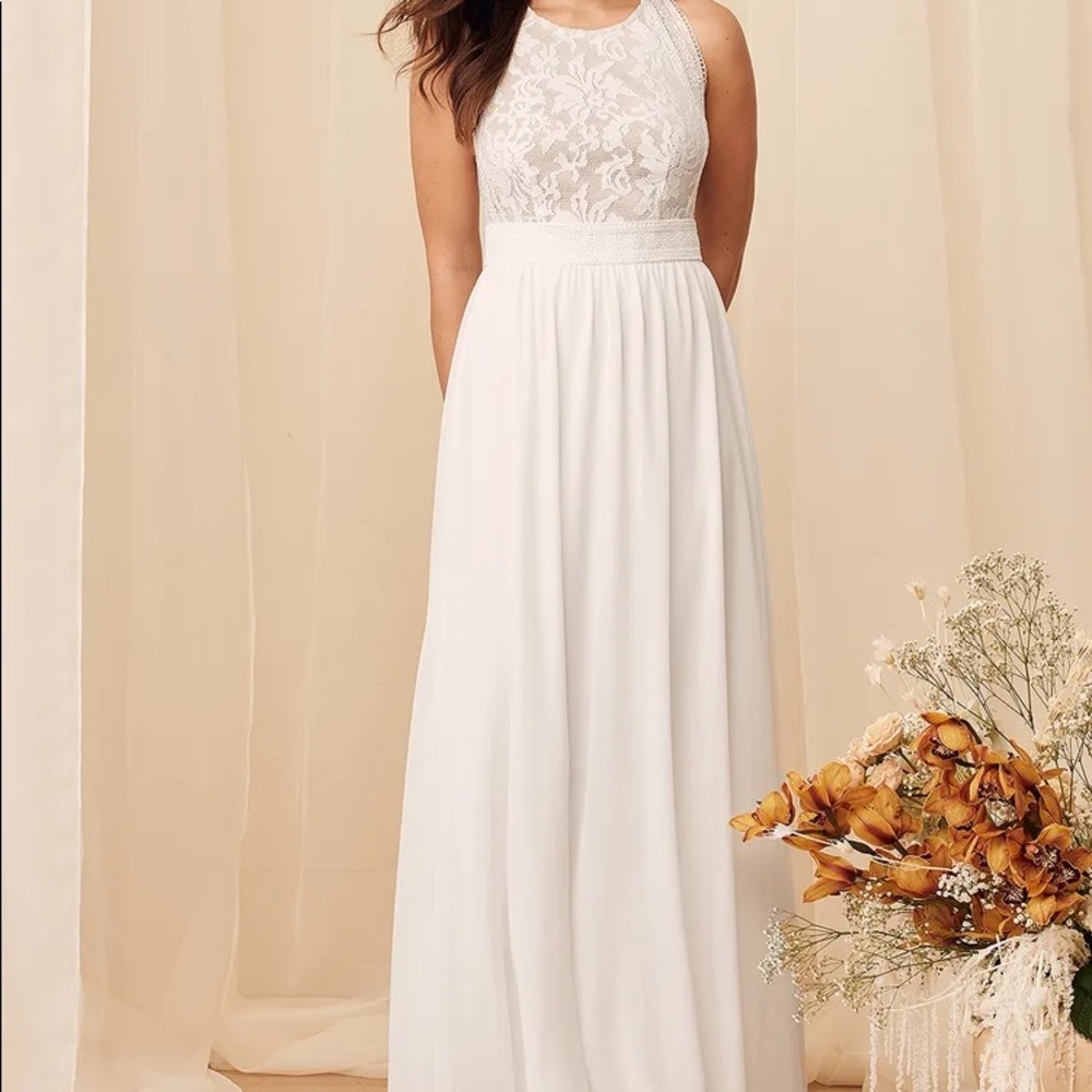 Lulu’s Forever and Always White Lace Maxi Dress small